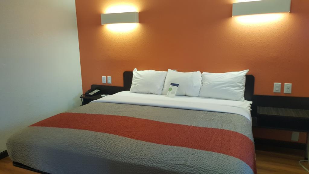 Motel 6-Columbus, Oh - Osu Exterior photo