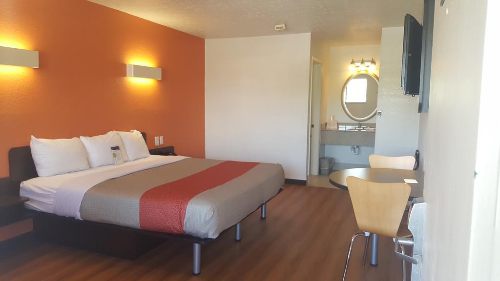 Motel 6-Columbus, Oh - Osu Exterior photo