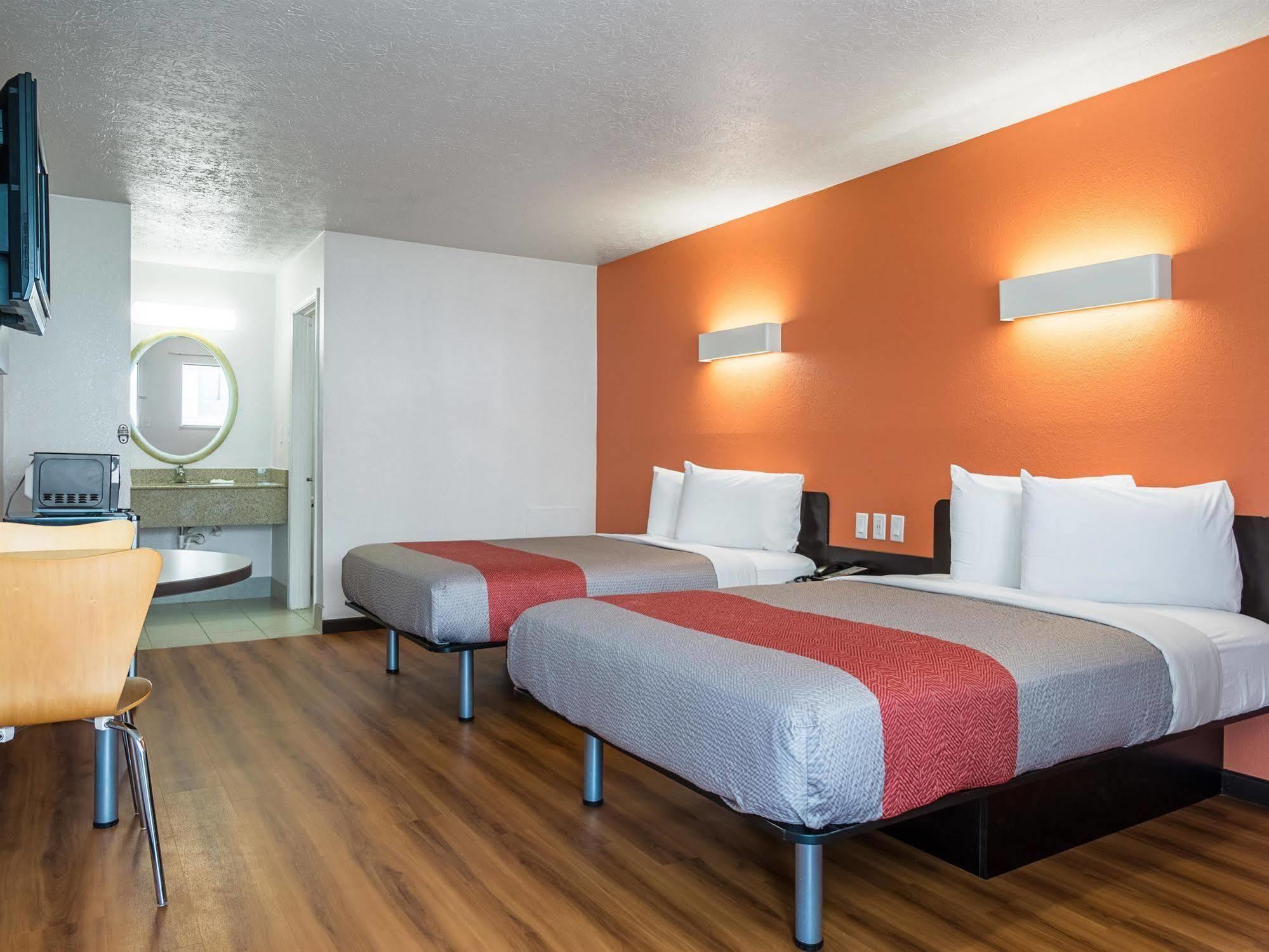 Motel 6-Columbus, Oh - Osu Exterior photo